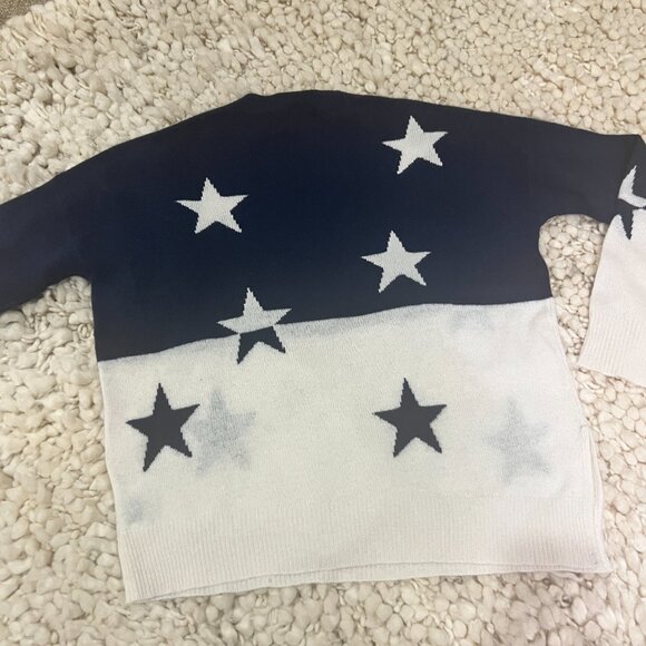 360 Cashmere crew neck navy and white sweater with stars - Picture 2 of 6